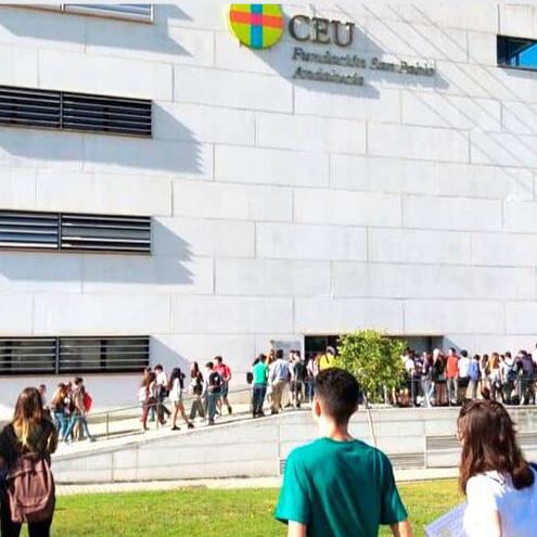 Foto de Grado de odontología (CEU)